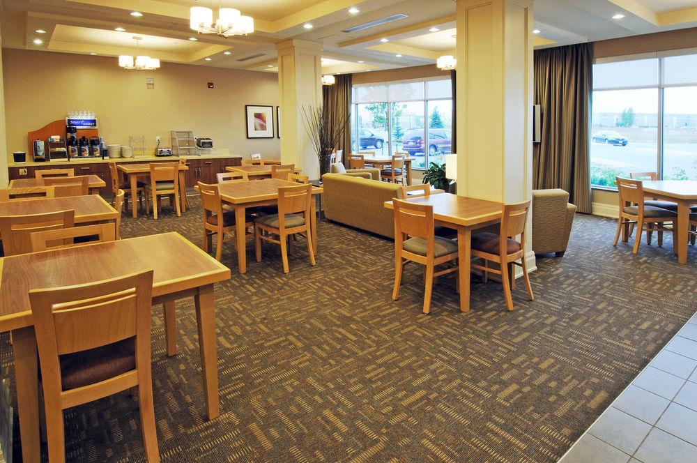 Holiday Inn Express & Suites Vaughan-Southwest By Ihg Exterior photo